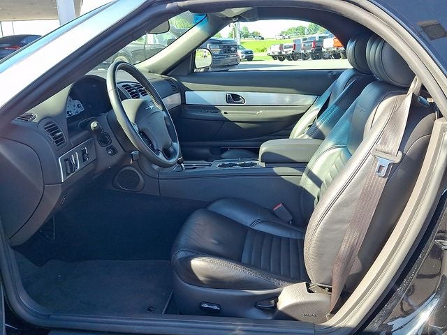 2002 Ford Thunderbird Base