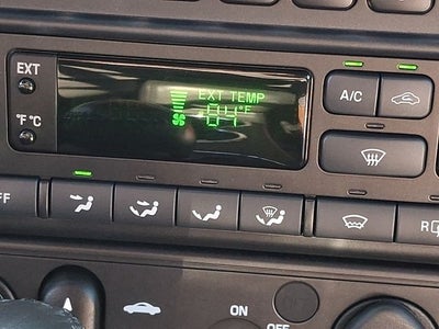 2002 Ford Thunderbird Base