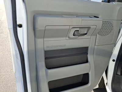2024 Ford E-450SD 14' BOX TRUCK DRW
