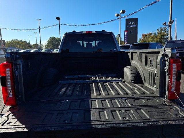 2024 Ford F-350SD Lariat