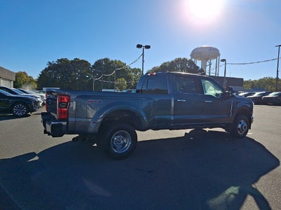 2024 Ford F-350SD Lariat