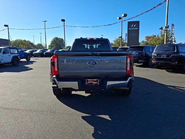 2024 Ford F-350SD Lariat