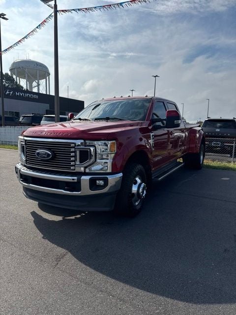 2022 Ford F-350SD Lariat