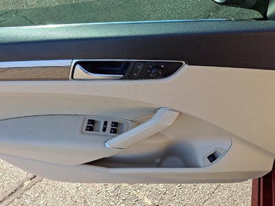 2018 Volkswagen Passat 2.0T SE