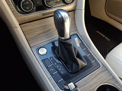 2018 Volkswagen Passat 2.0T SE