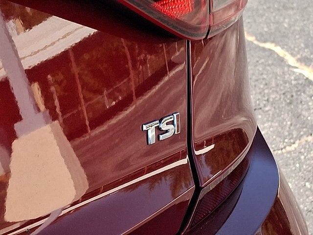 2018 Volkswagen Passat 2.0T SE