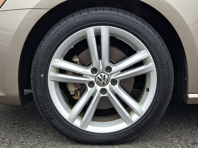 2015 Volkswagen Passat TDI SEL Premium