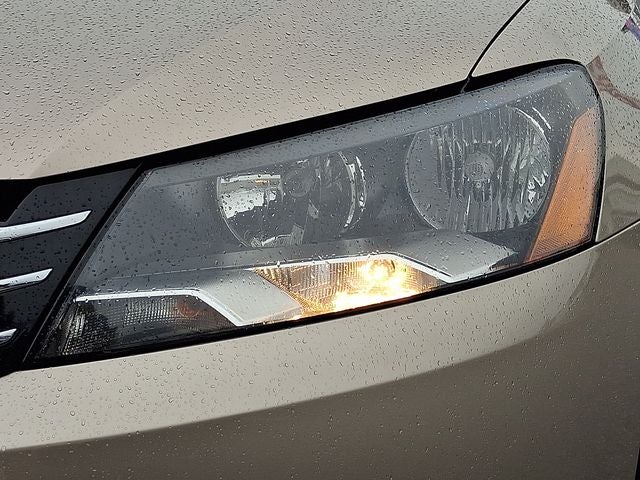 2015 Volkswagen Passat TDI SEL Premium
