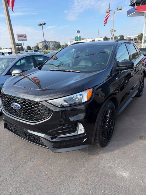 2021 Ford Edge ST Line
