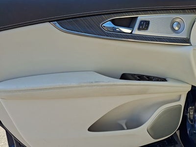 2020 Lincoln Nautilus Black Label