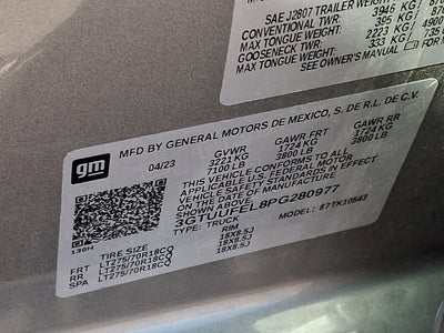 2023 GMC Sierra 1500 AT4X