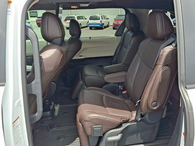 2023 Toyota Sienna Platinum 7 Passenger