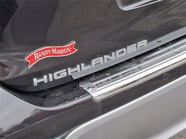 2022 Toyota Highlander Platinum