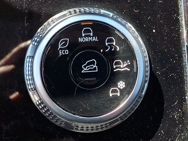 2023 Mitsubishi Outlander ES