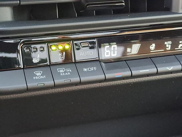 2023 Toyota Crown Platinum