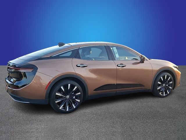 2023 Toyota Crown Platinum