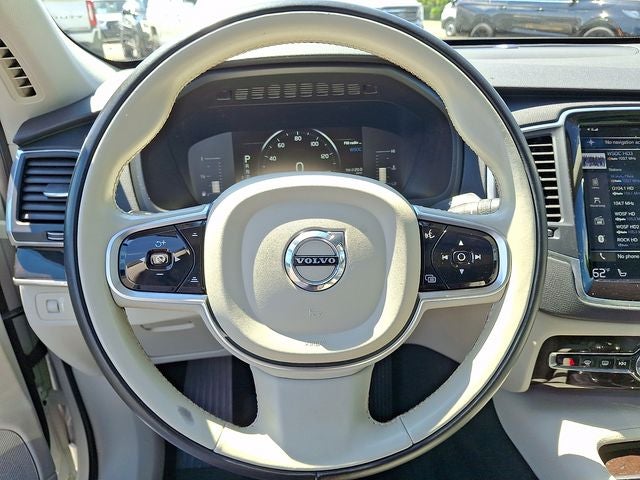 2019 Volvo XC90 T5 Momentum