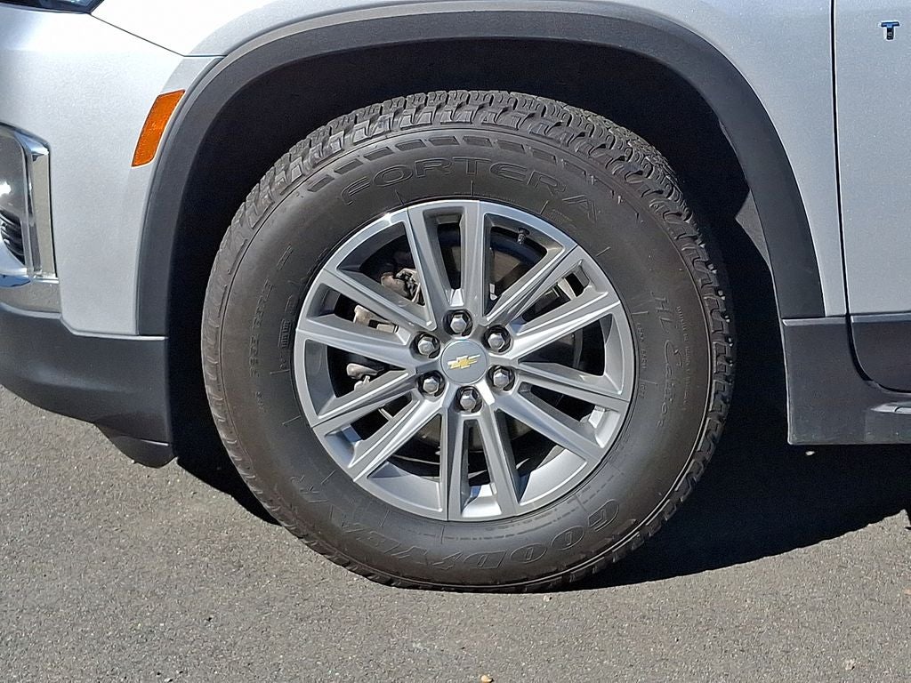 2022 Chevrolet Traverse LT Leather