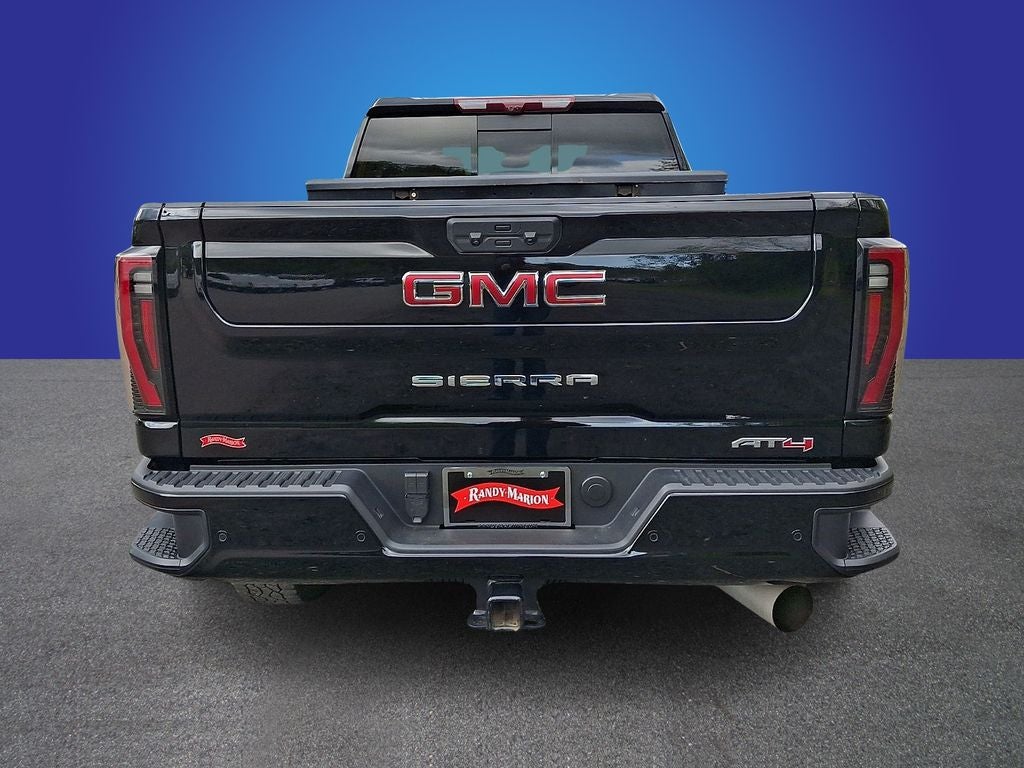 2025 GMC Sierra 2500HD AT4