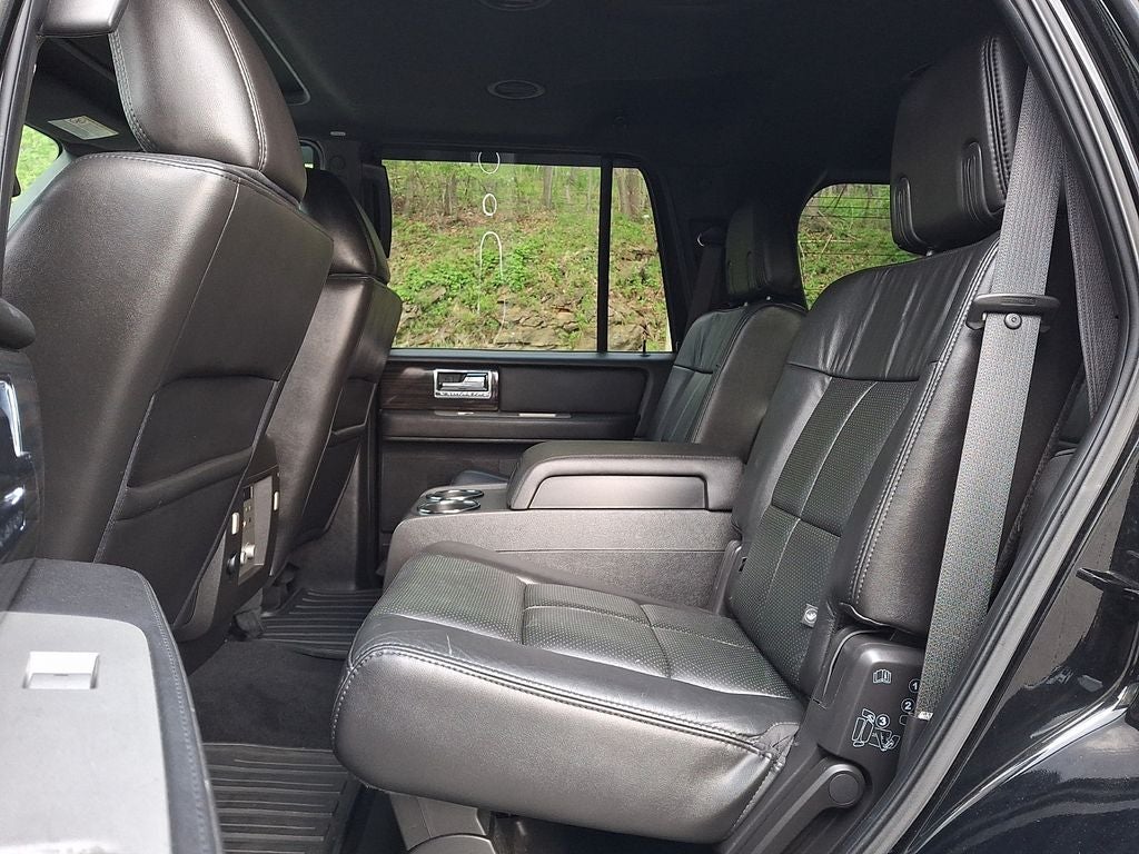 2009 Lincoln Navigator Base
