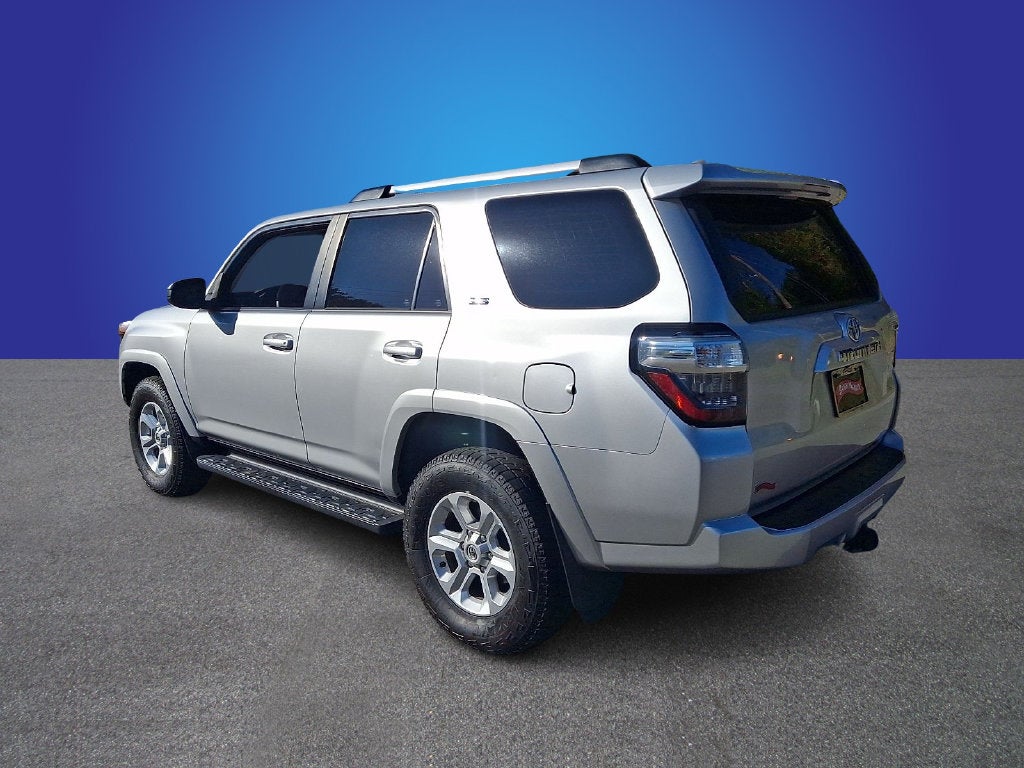 2022 Toyota 4Runner SR5