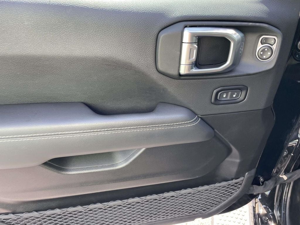 2023 Jeep Wrangler Sahara 4x4
