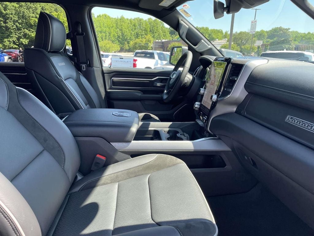 2026 RAM 1500 Laramie Crew Cab 4x4 5'7' Box