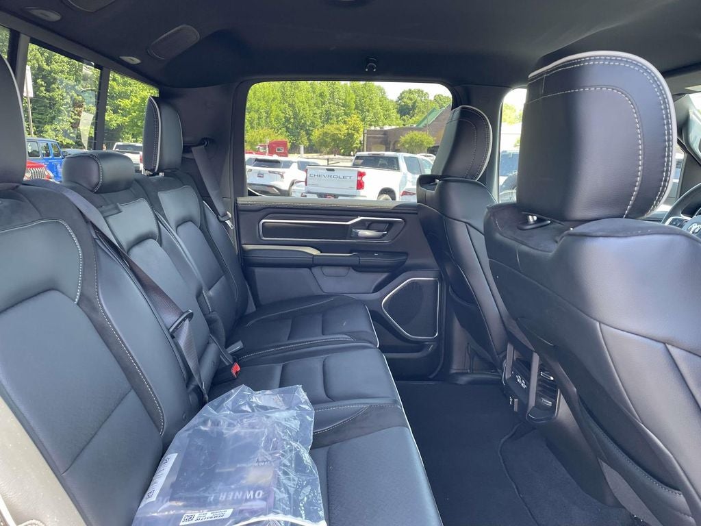 2026 RAM 1500 Laramie Crew Cab 4x4 5'7' Box