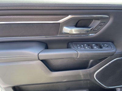 2026 RAM 1500 Laramie Crew Cab 4x4 5'7' Box