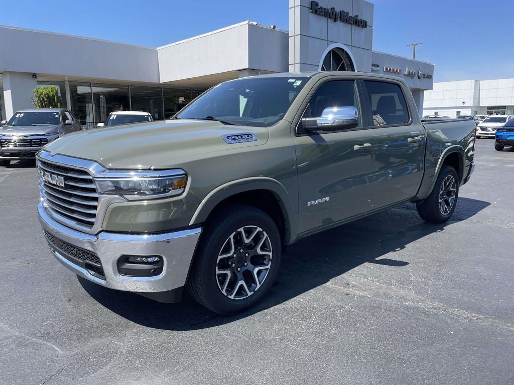 2026 RAM 1500 Laramie Crew Cab 4x4 5'7' Box