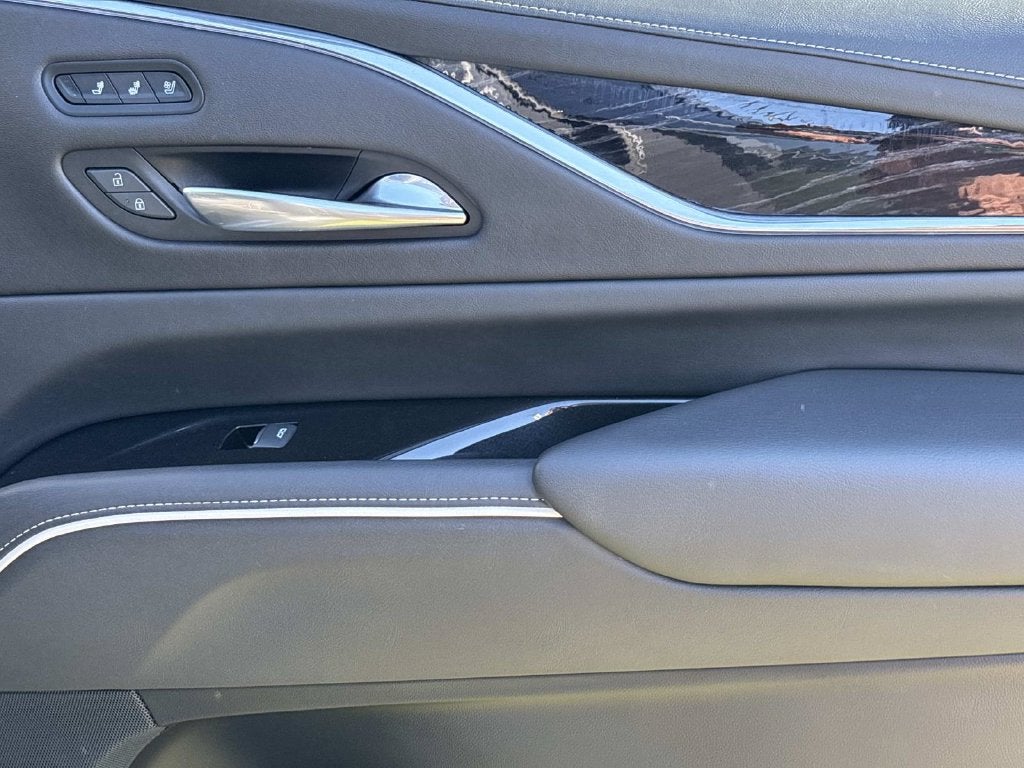 2021 Cadillac Escalade 2WD Sport