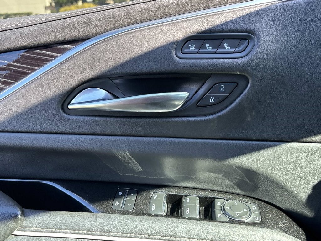 2021 Cadillac Escalade 2WD Sport