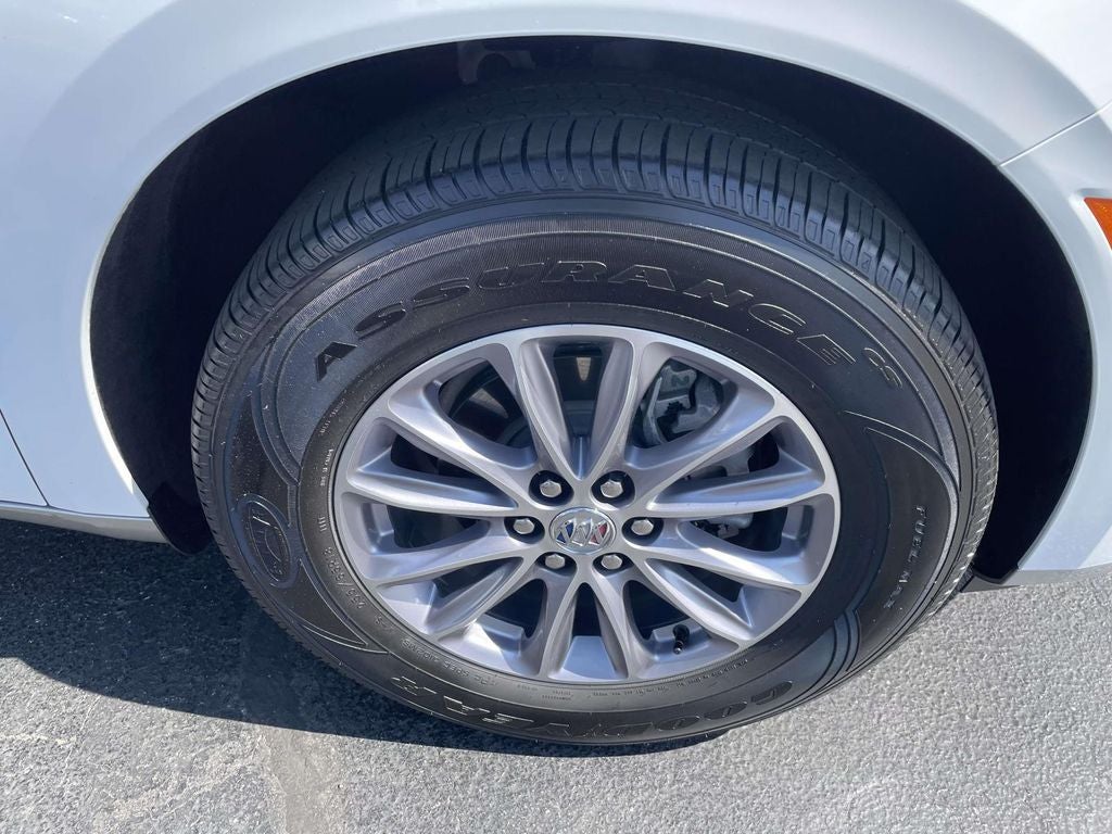 2024 Buick Enclave Essence AWD