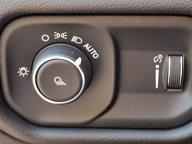 2024 RAM Ram 1500 Pickup Laramie - Photo 23