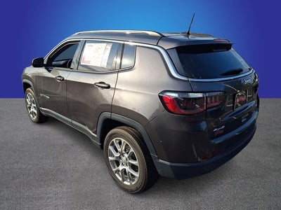 2023 Jeep Compass Latitude Lux