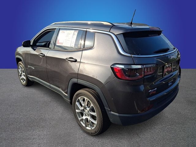 2023 Jeep Compass Latitude Lux