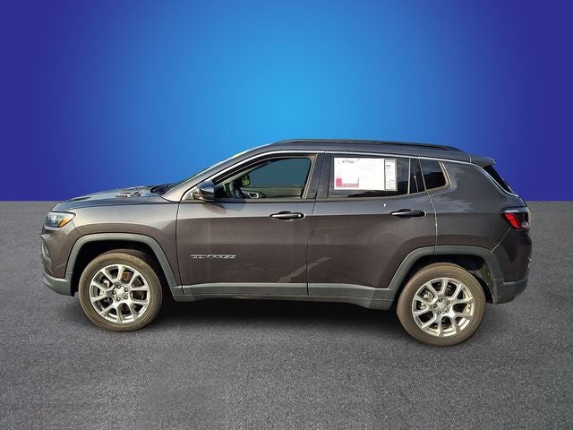 2023 Jeep Compass Latitude Lux
