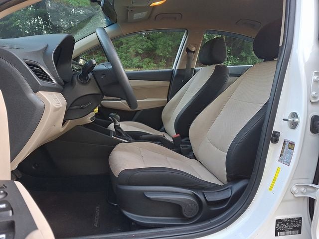 2018 Hyundai Accent SE