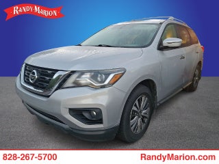 2018 Nissan Pathfinder SV