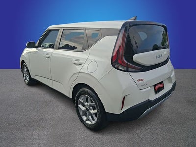2025 Kia Soul Base