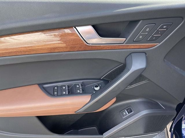 2022 Audi Q5 45 S line Prestige quattro