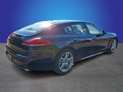 2016 Porsche Panamera Edition