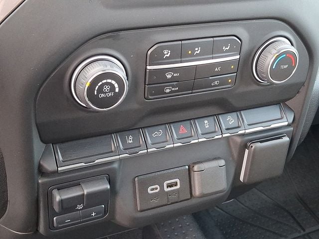 2024 Chevrolet Silverado 2500HD Custom