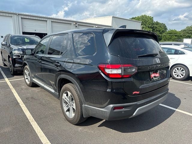 2023 Honda Pilot EX-L 8 Passenger