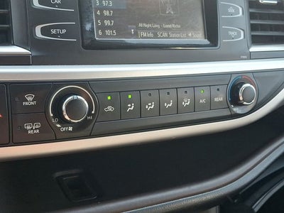 2019 Toyota Highlander LE