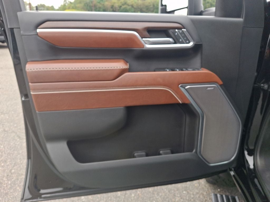 2024 GMC Sierra 3500HD Denali Ultimate