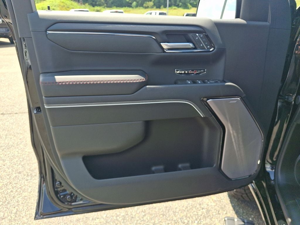 2025 GMC Sierra 1500 AT4X
