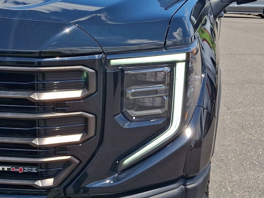 2025 GMC Sierra 1500 AT4X