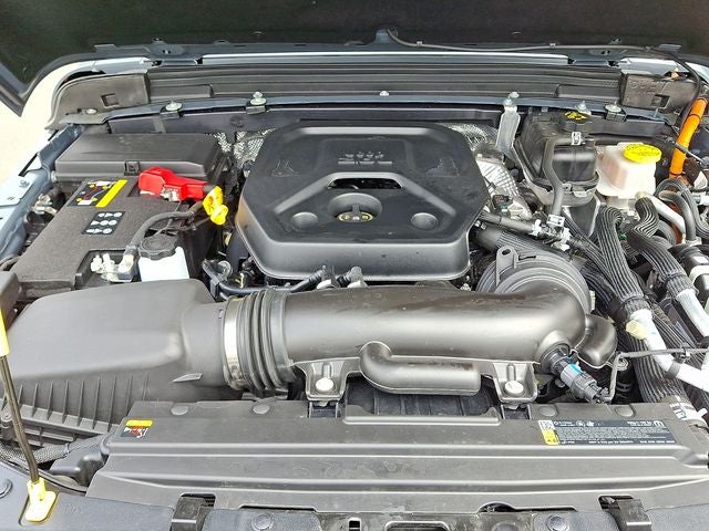 2025 Jeep Wrangler Sahara 4xe