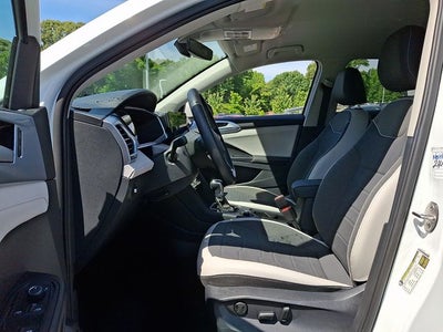 2025 Volkswagen Taos 1.5T SE